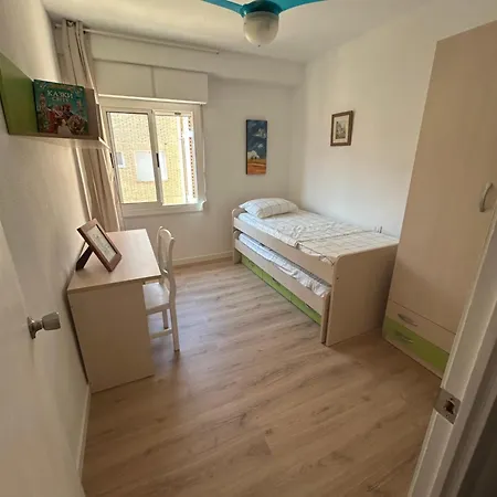 Apartamento Cerca De La Playa Apartment *